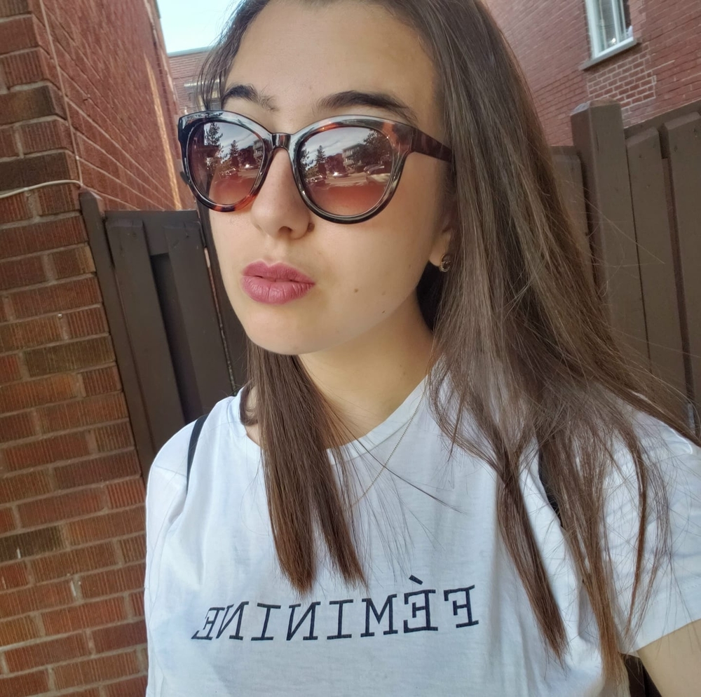 Meet your Posher, Sarah